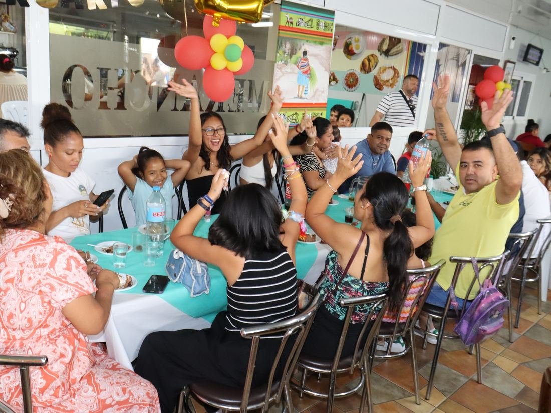 Fiesta con la comunidad boliviana