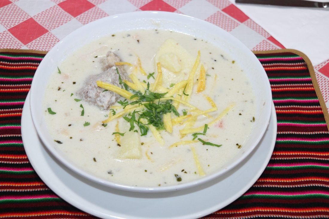 Sopa de maní